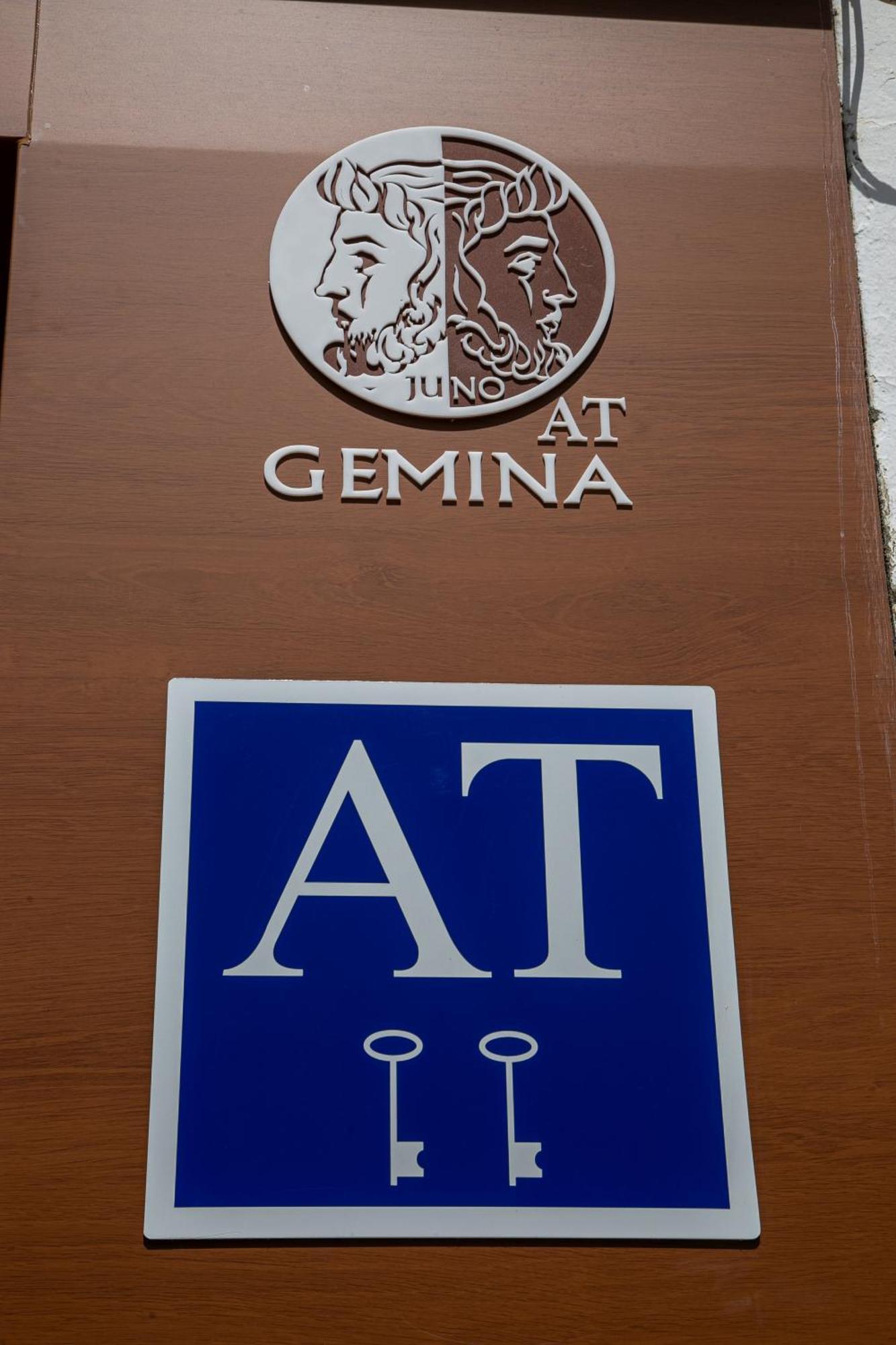 Gemina *